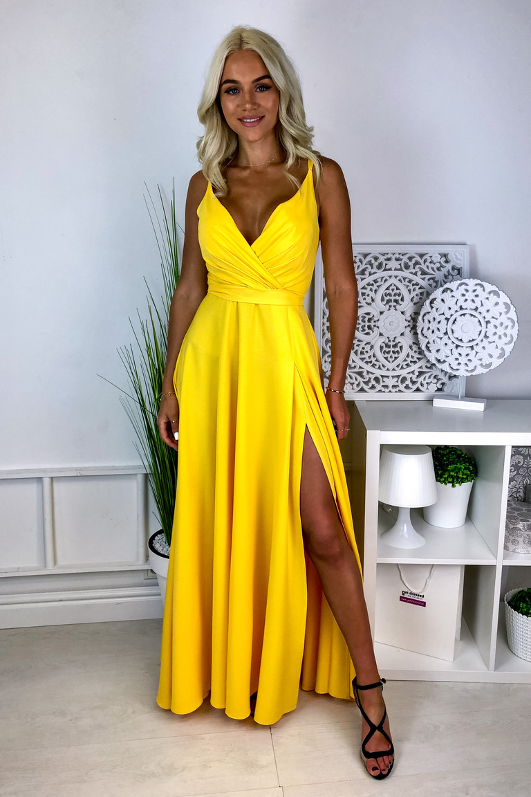 Dzeltena maksi kleita ar apkakli Valencia