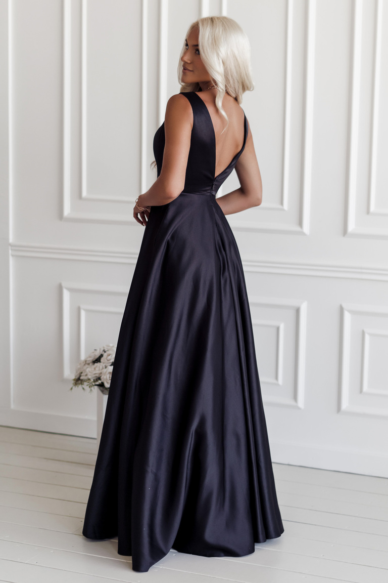 Melna satīna maxi kleita ar izgreznotu vidukli Viktorija