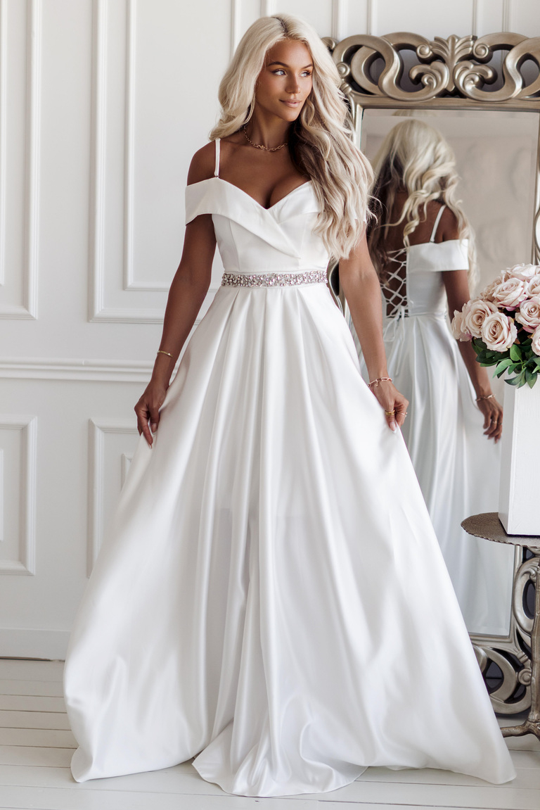 Balta satīna kāzu kleita Harieta