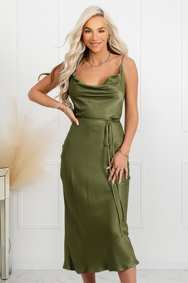 Olīvzaļa satīna midi kleita