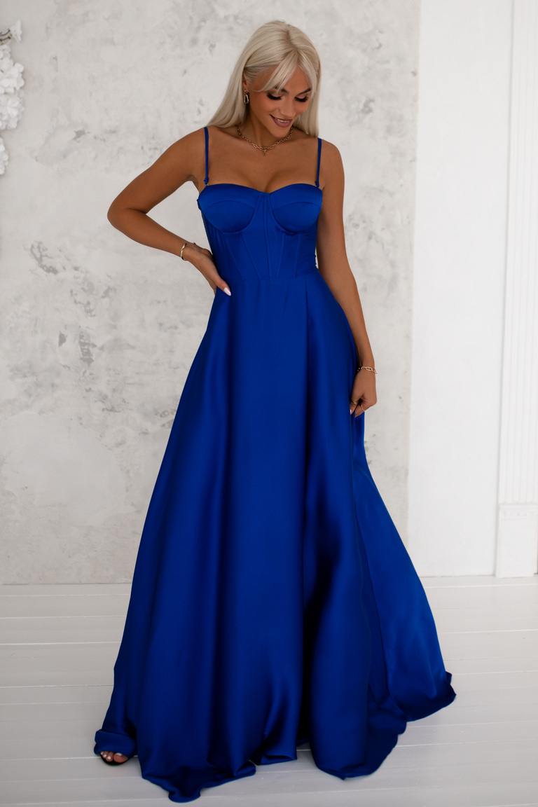 Džuljetas zila maxi kleita ar satīna svārkiem