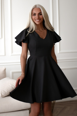 Melna izlaiduma kleita ar volānu piedurknēm Lisell