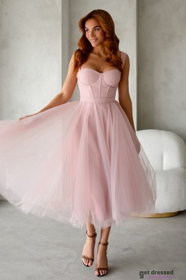 Gaiši rozā tilla kleita ar korseti Katriina