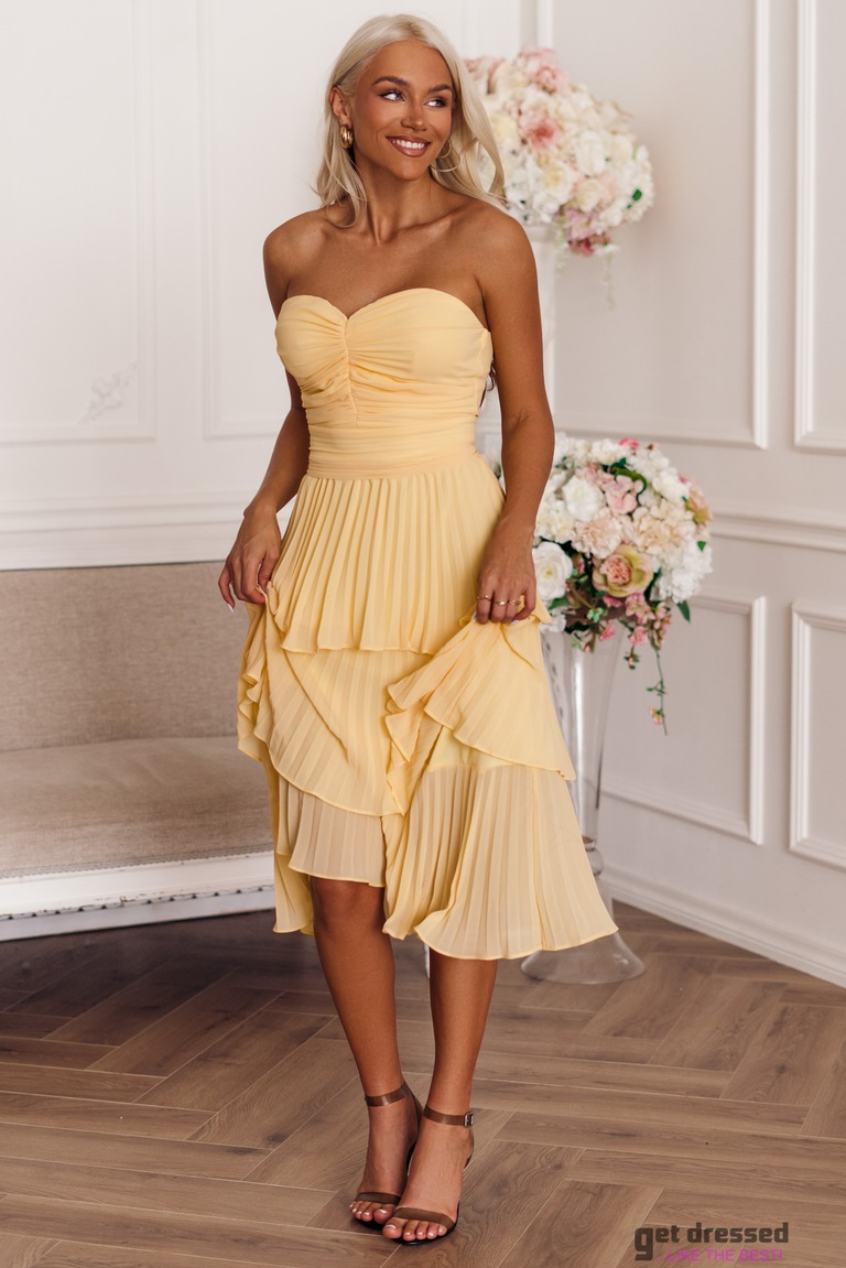 Citrondzeltena kleita ar daudzslāņu svārkiem Anu