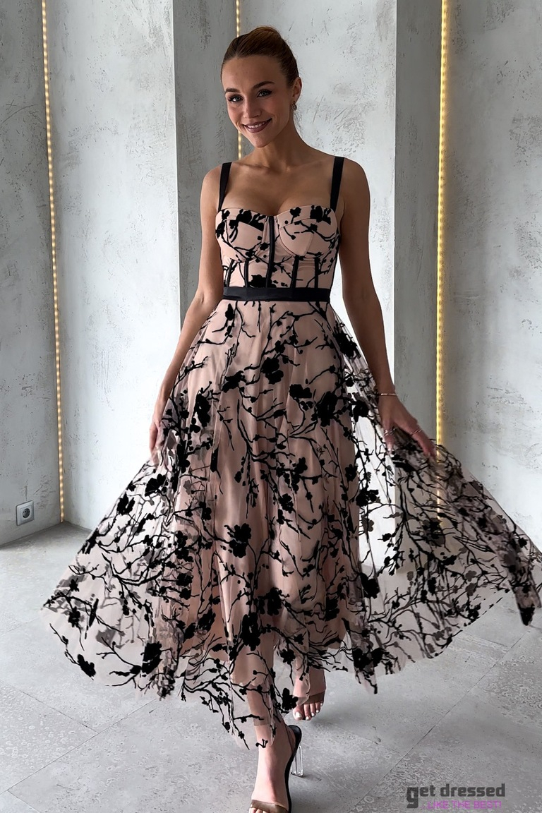 Melna un bēša kleita līdz potītēm Kerstin