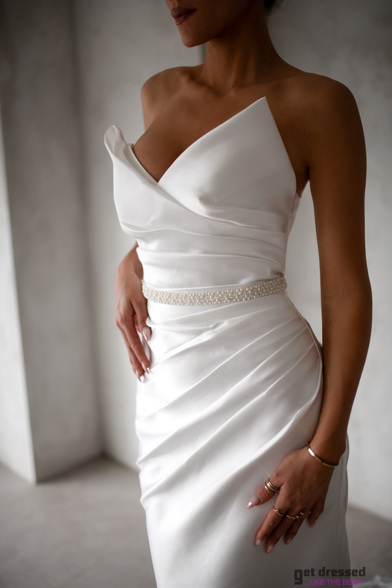 Balta kāzu kleita bez lencītēm Karen