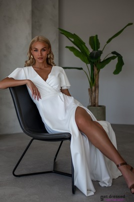 Balta tauriņa piedurkņu kāzu kleita/maksikleita Alīna