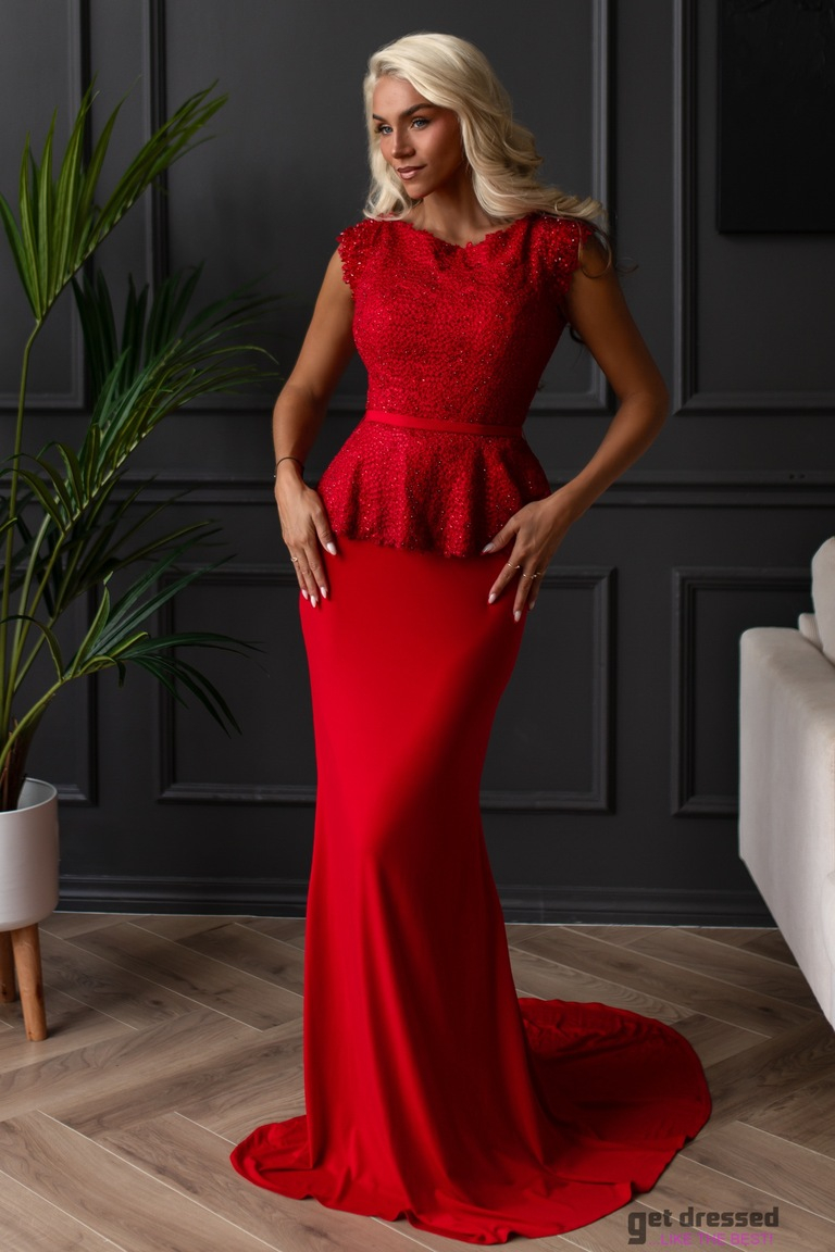 Sarkana vakarkleita Marta