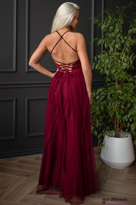 Tumši sarkana vakarkleita Merli