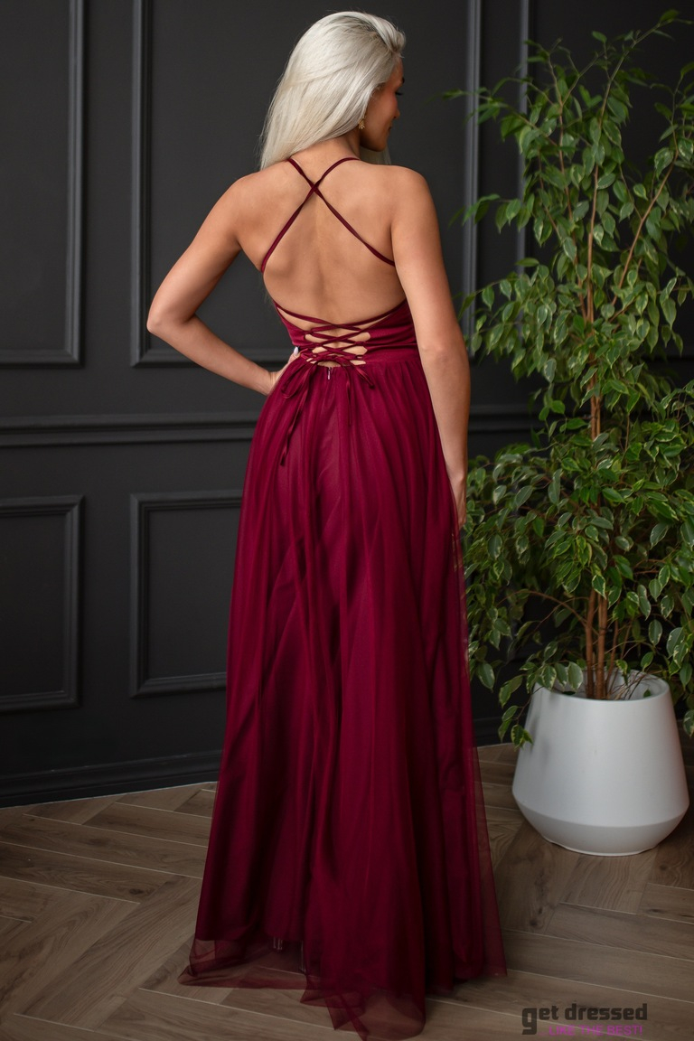 Tumši sarkana vakarkleita Merli