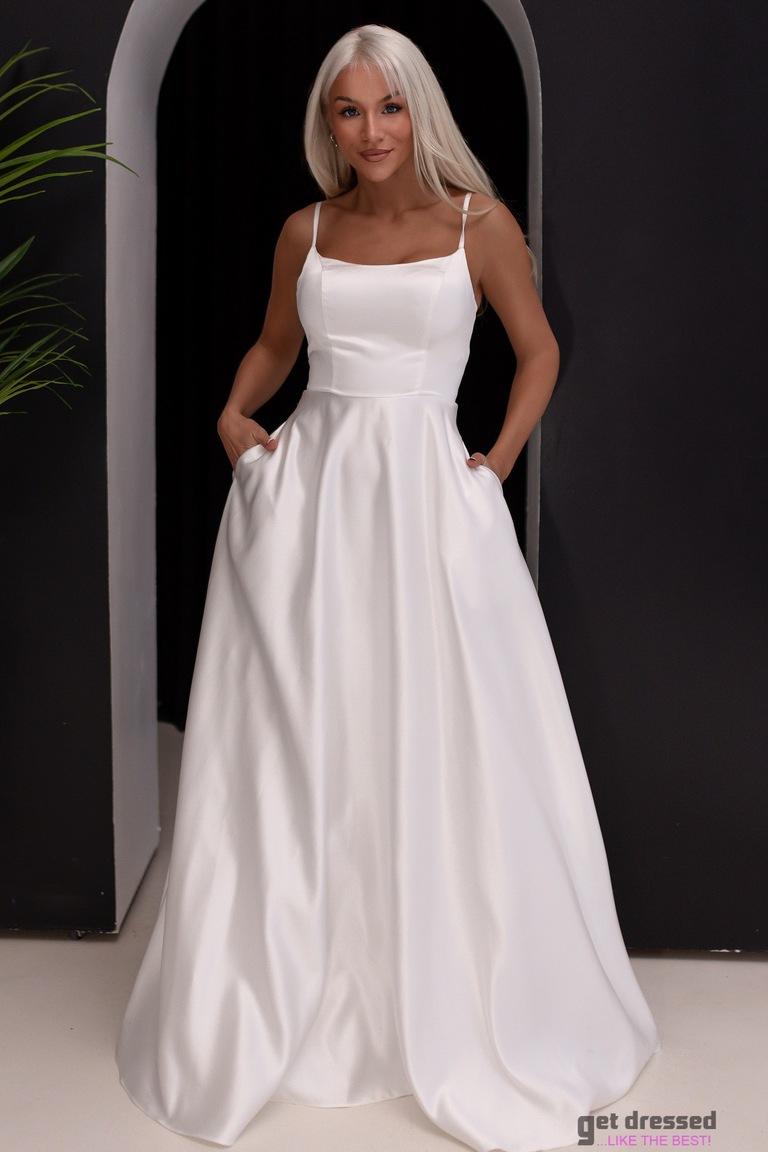 Balta kāzu kleita Dagmāra