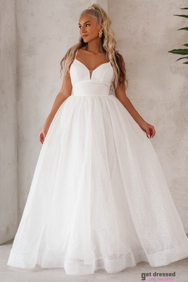 Balta kāzu kleita Kirsika