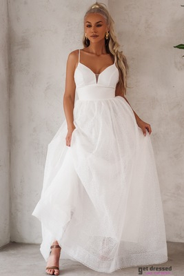 Balta kāzu kleita Kirsika