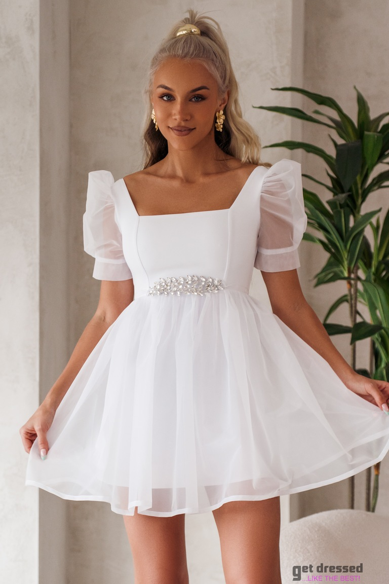 Balta izlaiduma kleita Sindi