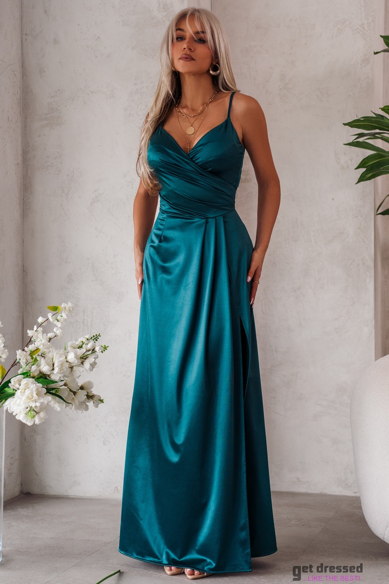 Zaļā garā kleita Salma