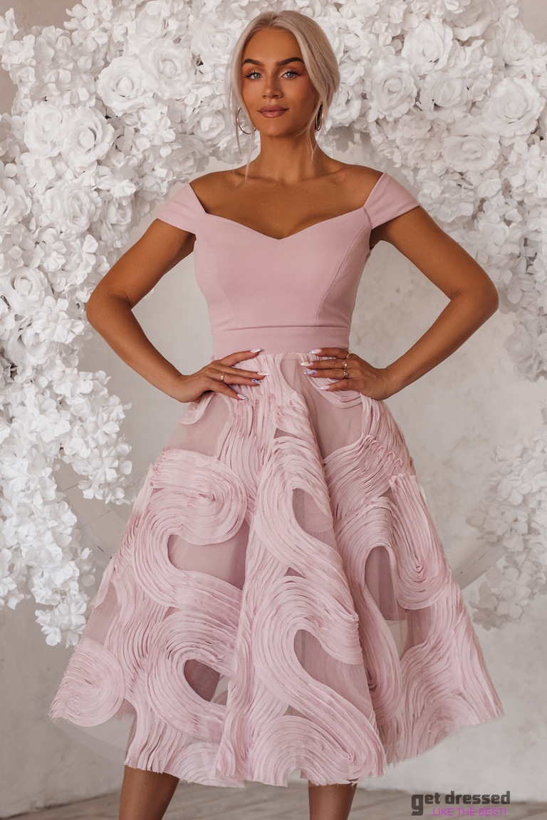 Gaiši rozā 3D svārku izlaiduma kleita Keity