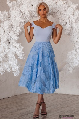 Gaiši zila izlaiduma kleita Keity