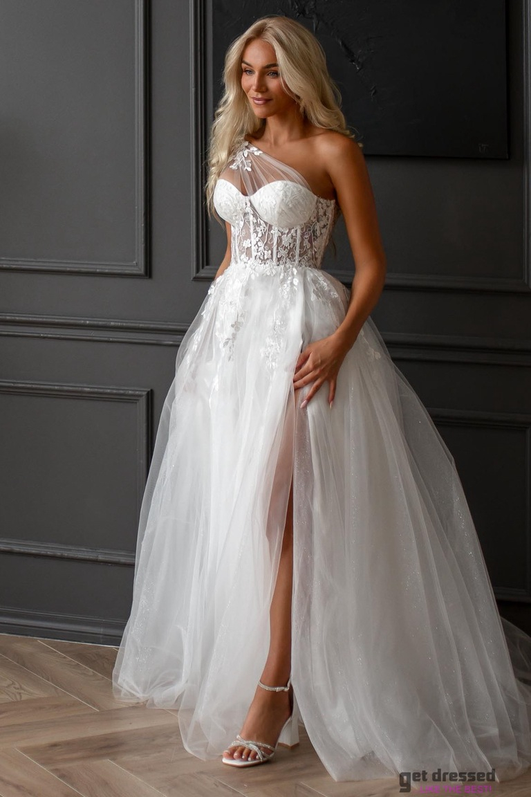 Balta kāzu kleita Kessy