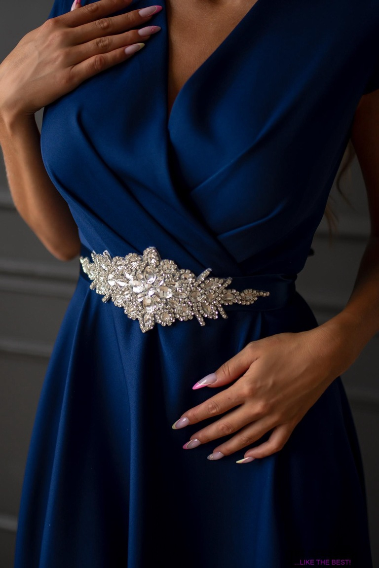 Kristālu josta ar tumši zilu lenti