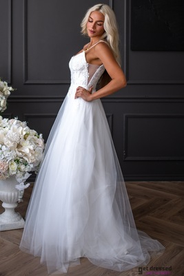 Balta kāzu kleita Maddy ar tilla svārkiem