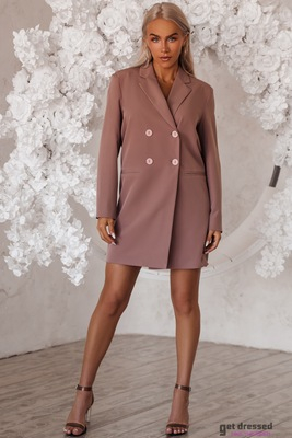 Mocca žakete kleita ar rozā jostu