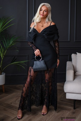 Melna kleita ar sv?rkiem