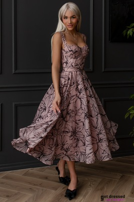 Izlaiduma kleita Lena – Gaiši rozā