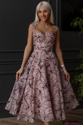 Izlaiduma kleita Lena – Gaiši rozā