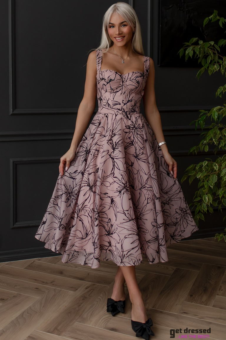 Izlaiduma kleita Lena – Gaiši rozā