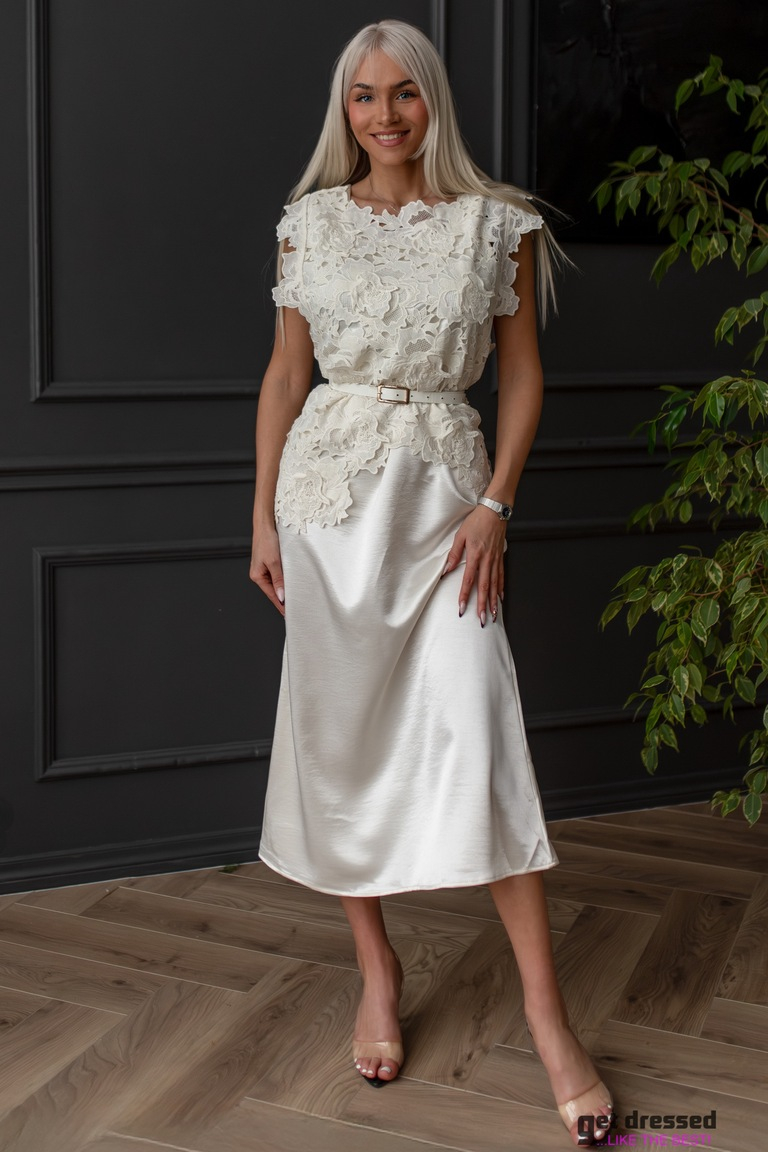 Svētku kleita Renata – Krēmkrāsa